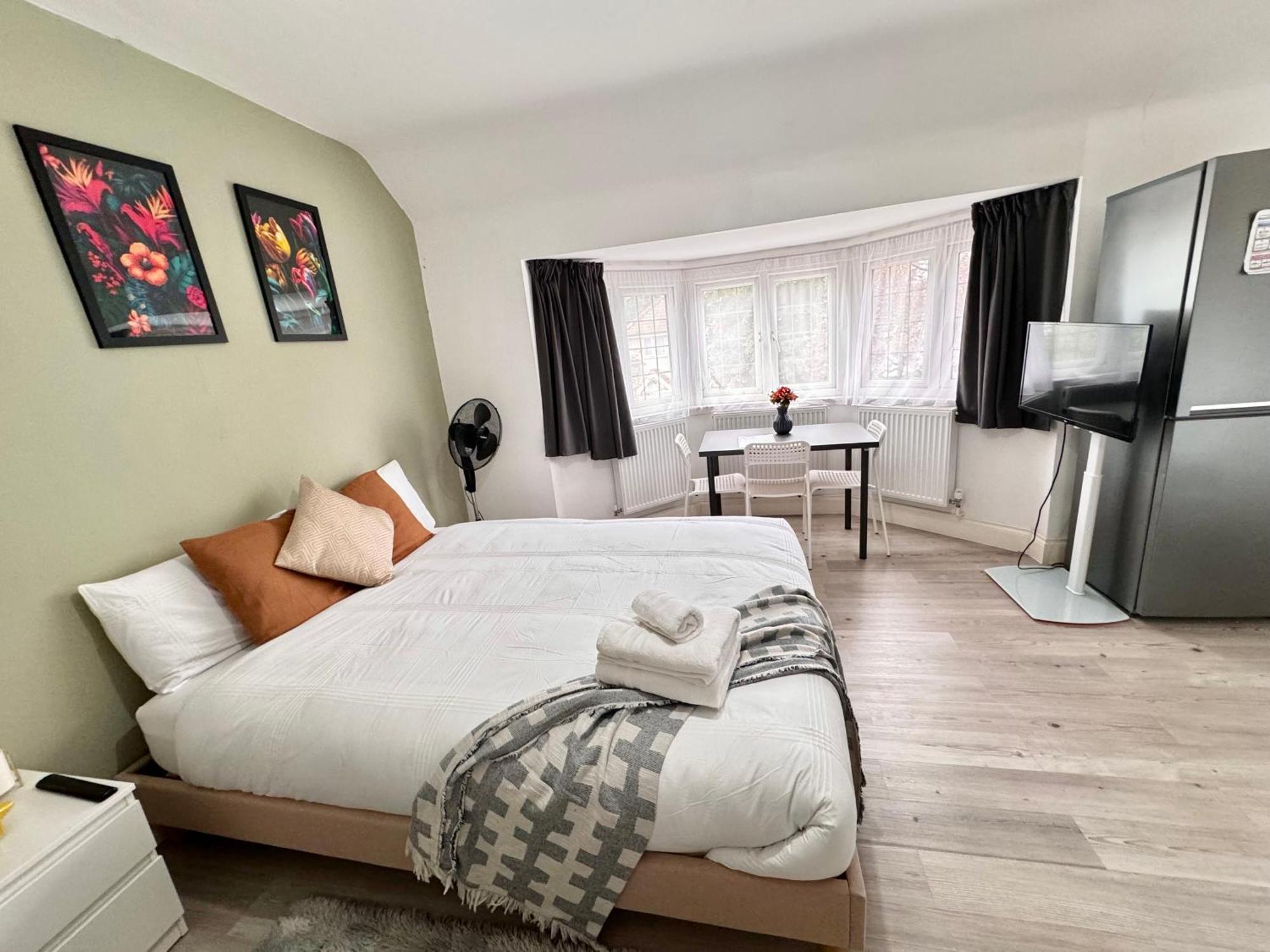 Charming Studio 30Min To Central London Exterior foto